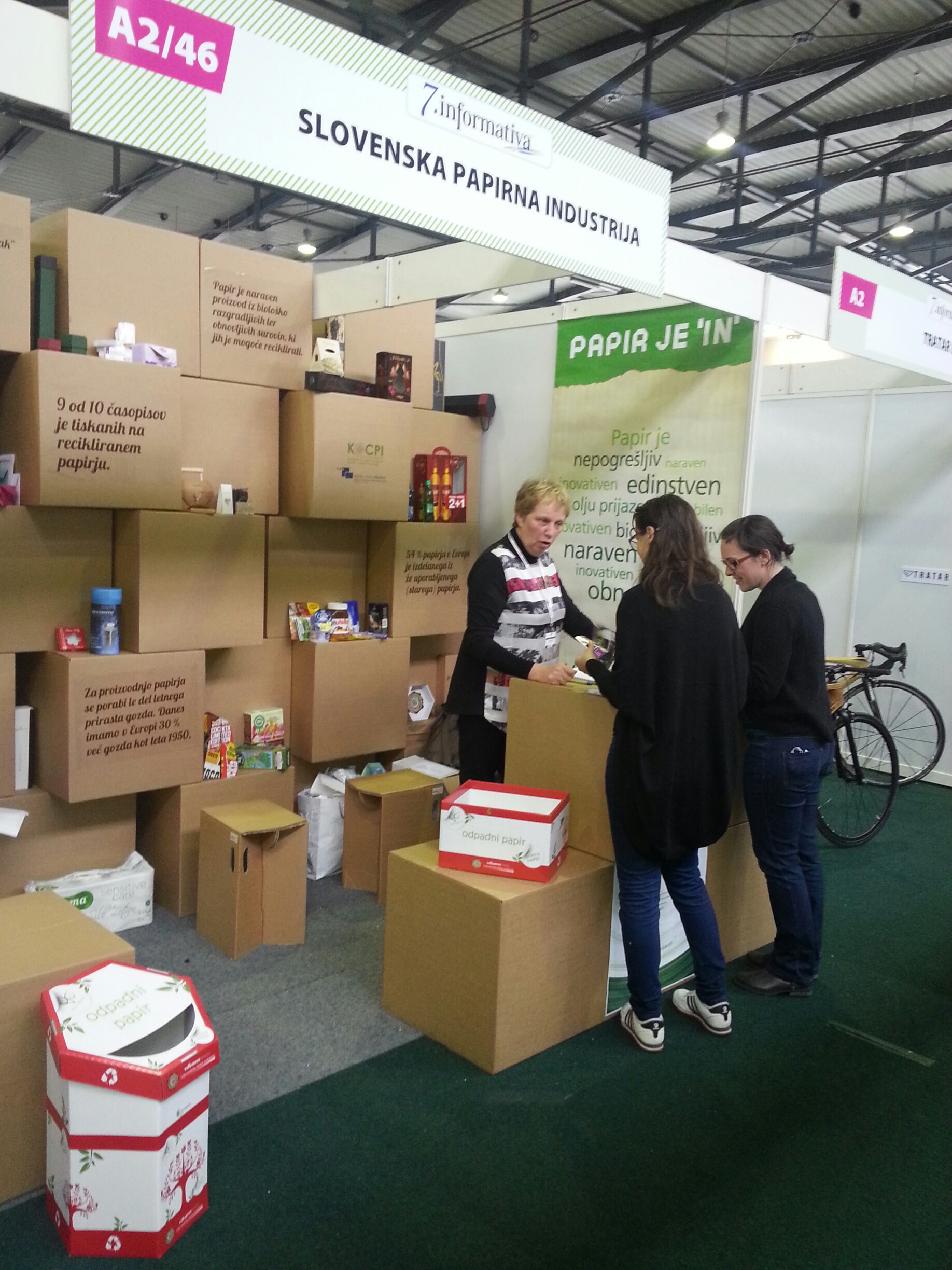 Papirna industrija se je na INFORMATIVI 2015 predstavila mladim